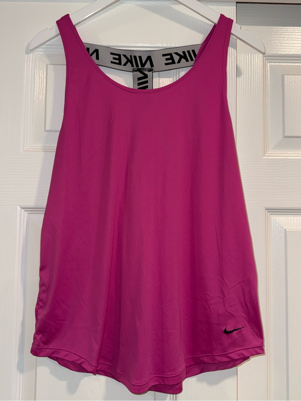 Nike Dri-Fit Women’s Pink Athletic Tank Top - Picture 3 of 4